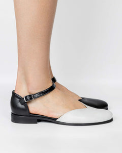 Alexa Cactus Leather Flats Black / White