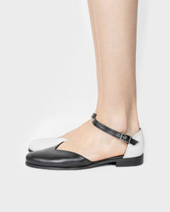 Alexa Cactus Leather Flats Black / White