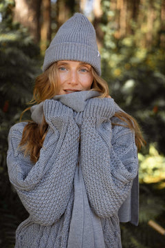 Via Merino Wool Scarf & Gloves Set Light Grey