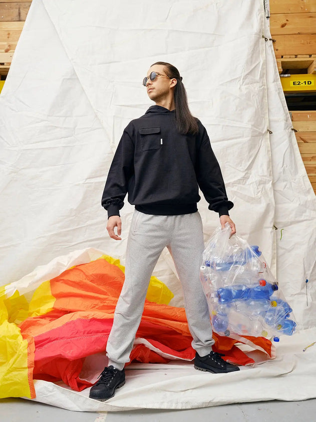 Fuksiitti Hoodie Zwart