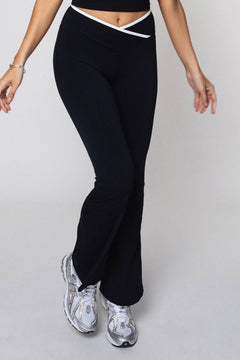 Ace Flare Pants Black