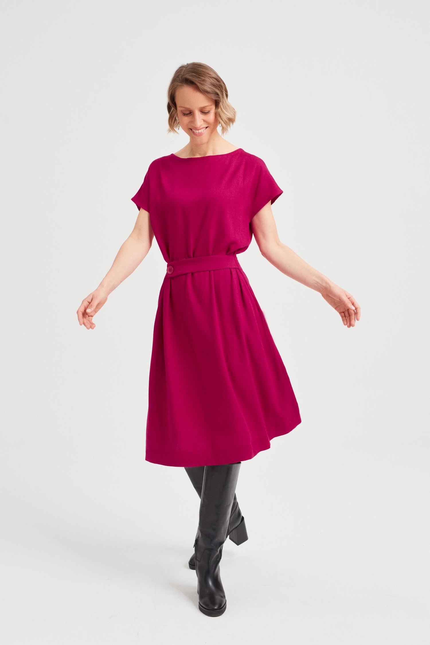 Sati Midi Dress With Boat Neck Cherry Red