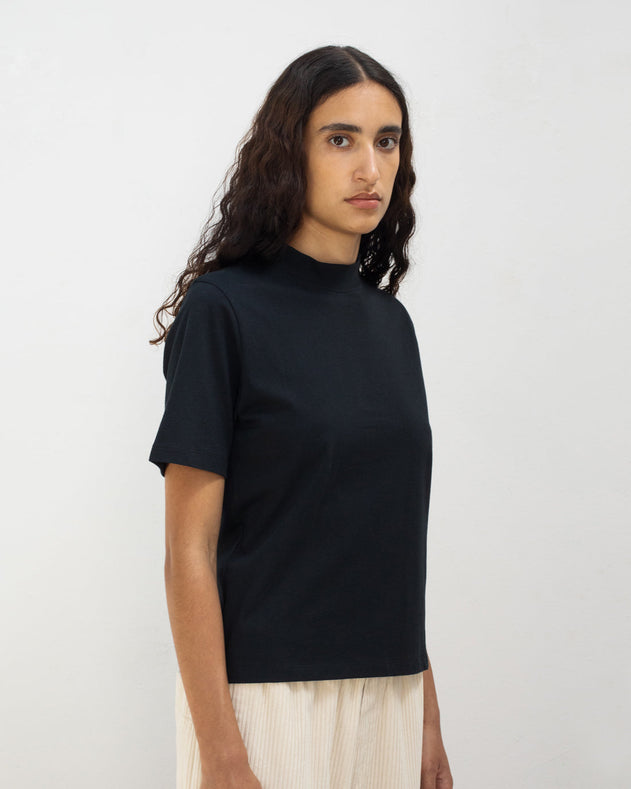 Unisex Big Collar T-shirt True Black