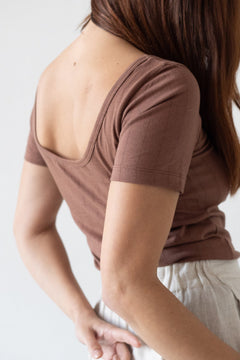 Brooke Short Sleeve Boat Neck T-Shirt Brown