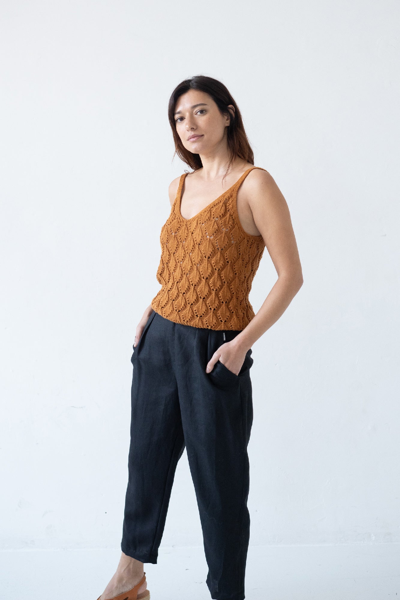 Bijoux Linen Pleated Trousers Black