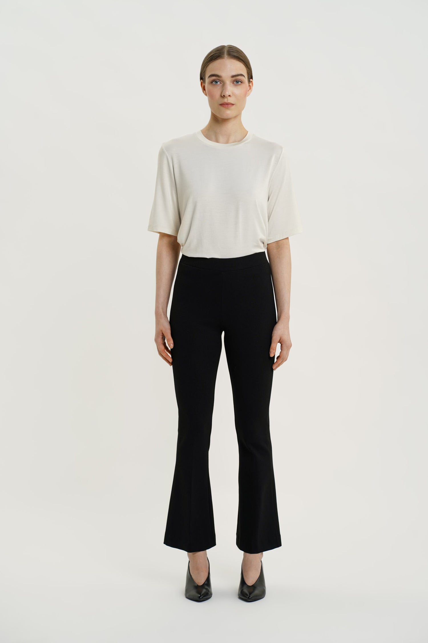 Lana Flare Pant Zwart