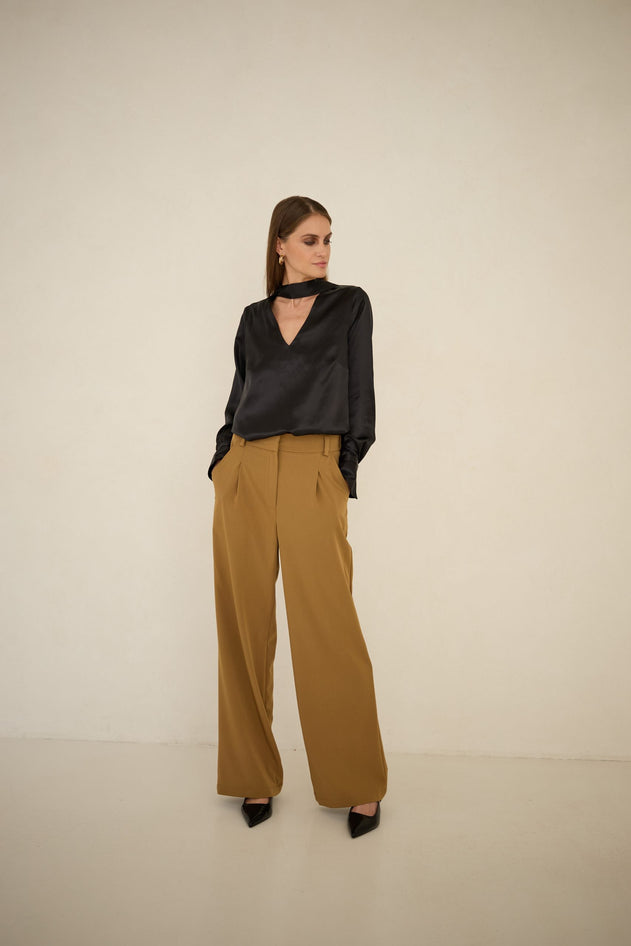 Enteliér Zijden Blouse met Ceintuur Zwart