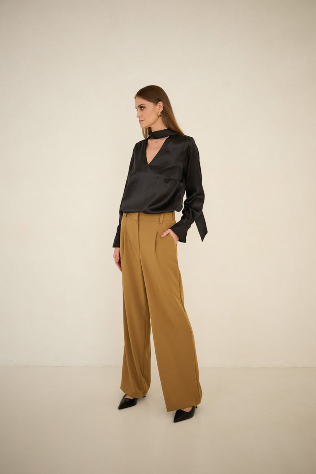 Enteliér Zijden Blouse met Ceintuur Zwart