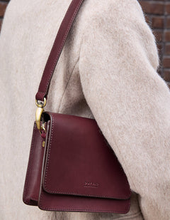 Audrey Mini Bag Classic Leather Dark Cherry