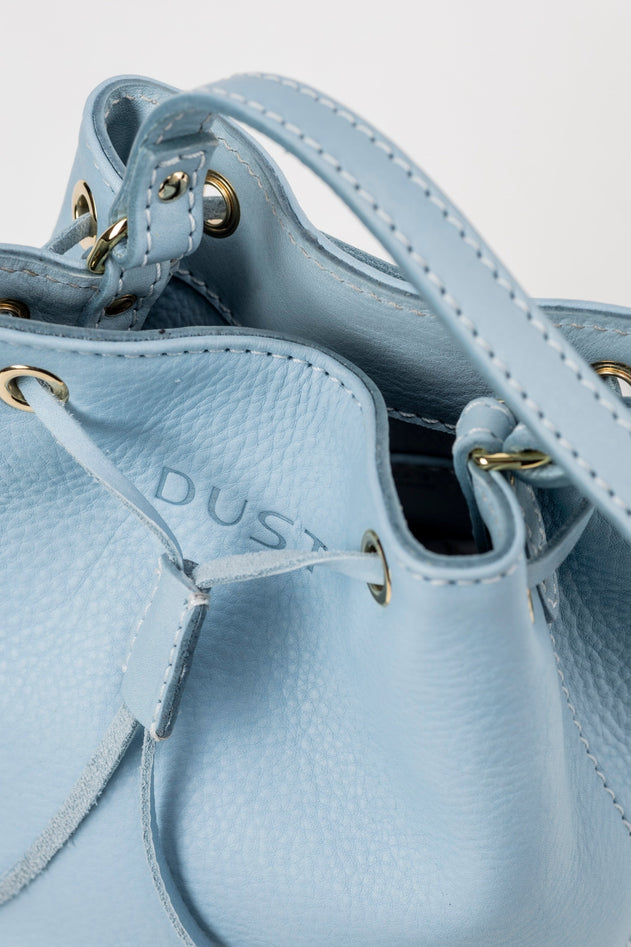 Chelsea Leren Bucket Tas Lichtblauw