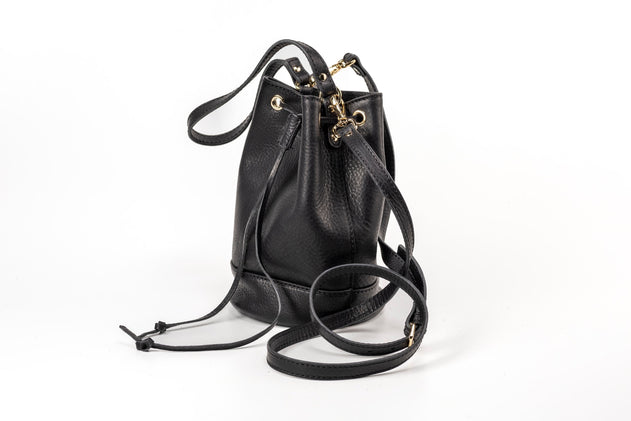 Chelsea Leren Bucket Tas Zwart