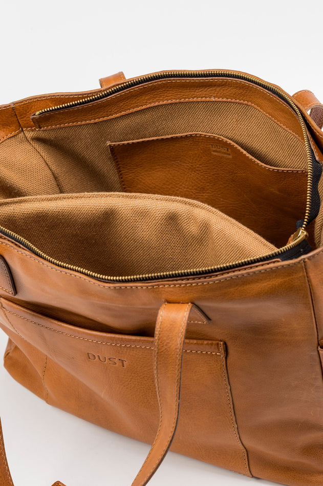 Fifth Avenue Tote Bruin
