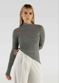The Asymmetrical Trui