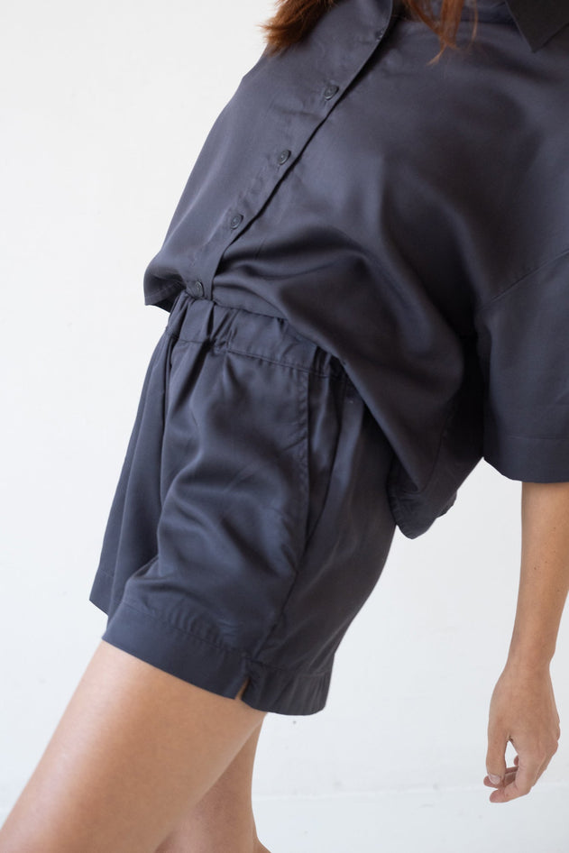 Hallow Tencel Oversized Shirt Black