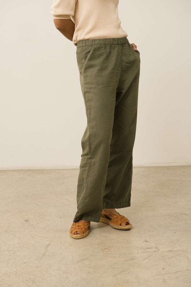 Henna Oversized Linen Blend Pants In Green