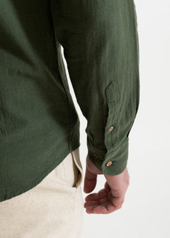 The Godeanu Linen Shirt Forest Green