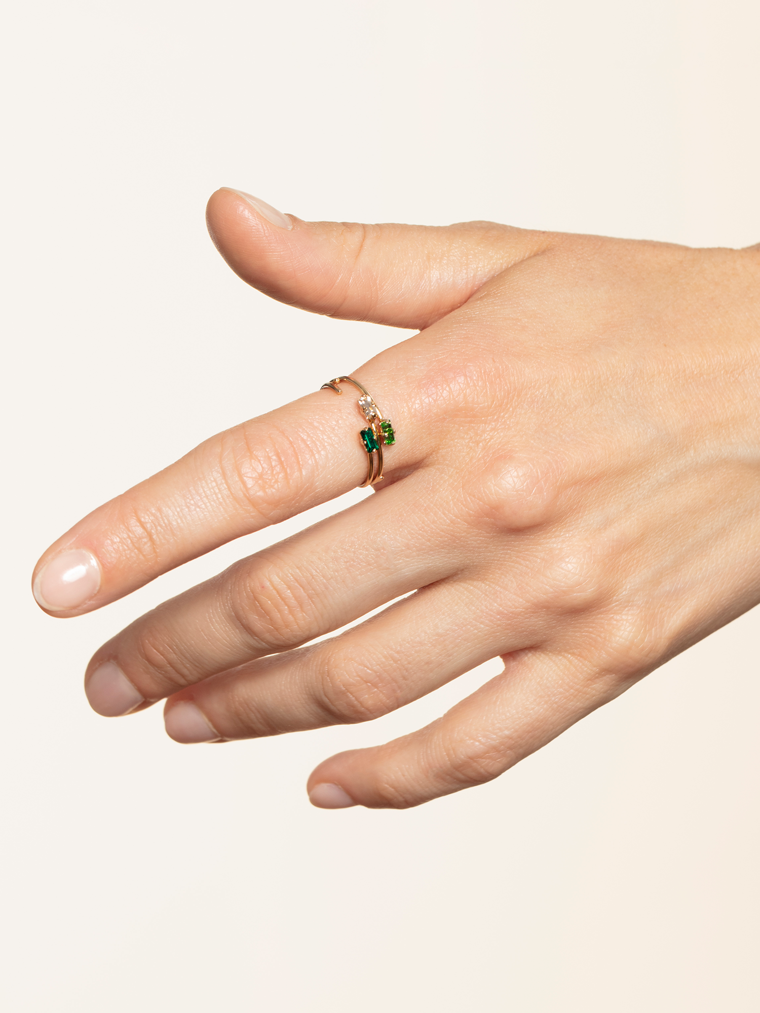 Jules_closeup_AprilPlease.png?v=1721721215