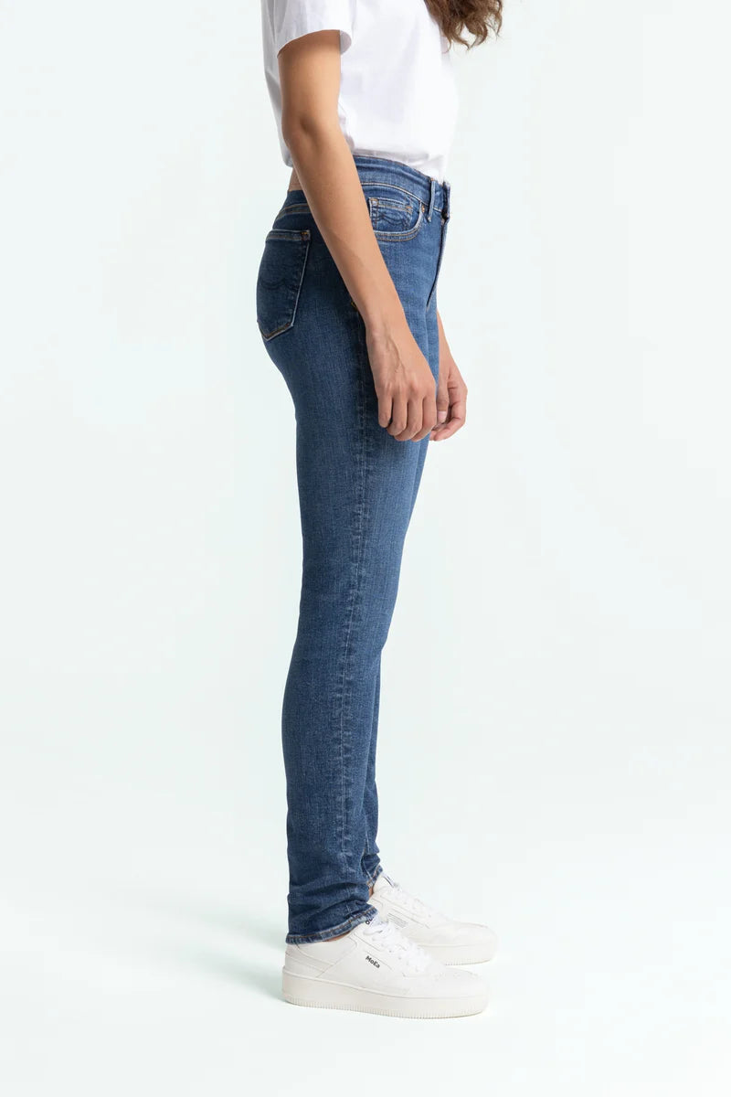Juno Medium Jeans Journey Mid Gebruikt