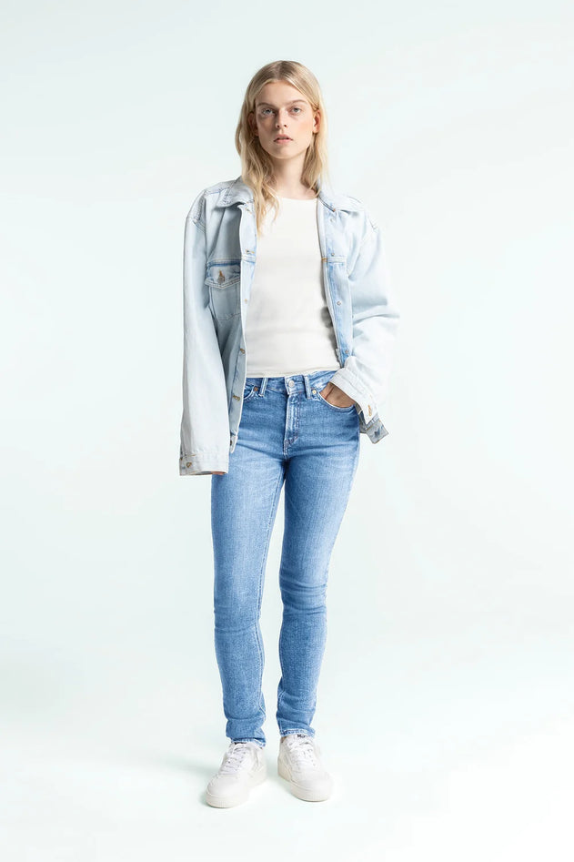 Juno Medium Jeans Journey Light Used