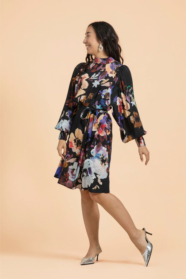 Puff Dress Black Anemone