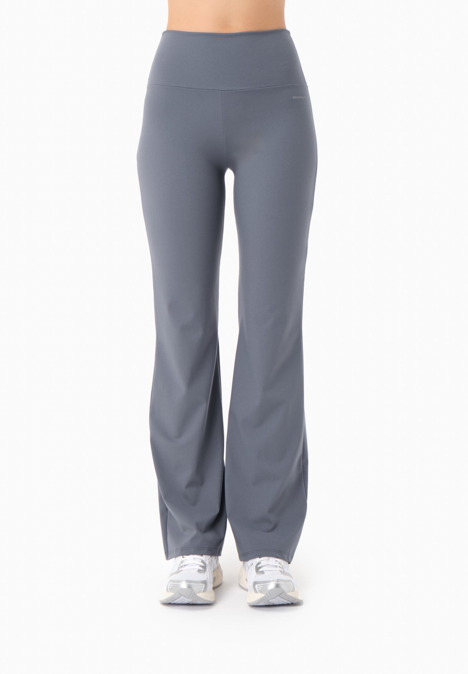 LAVINNsoftindigo-3_4678.jpg?v=1763473715