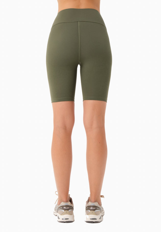 LILLYolive-5_5948.jpg?v=1759472024