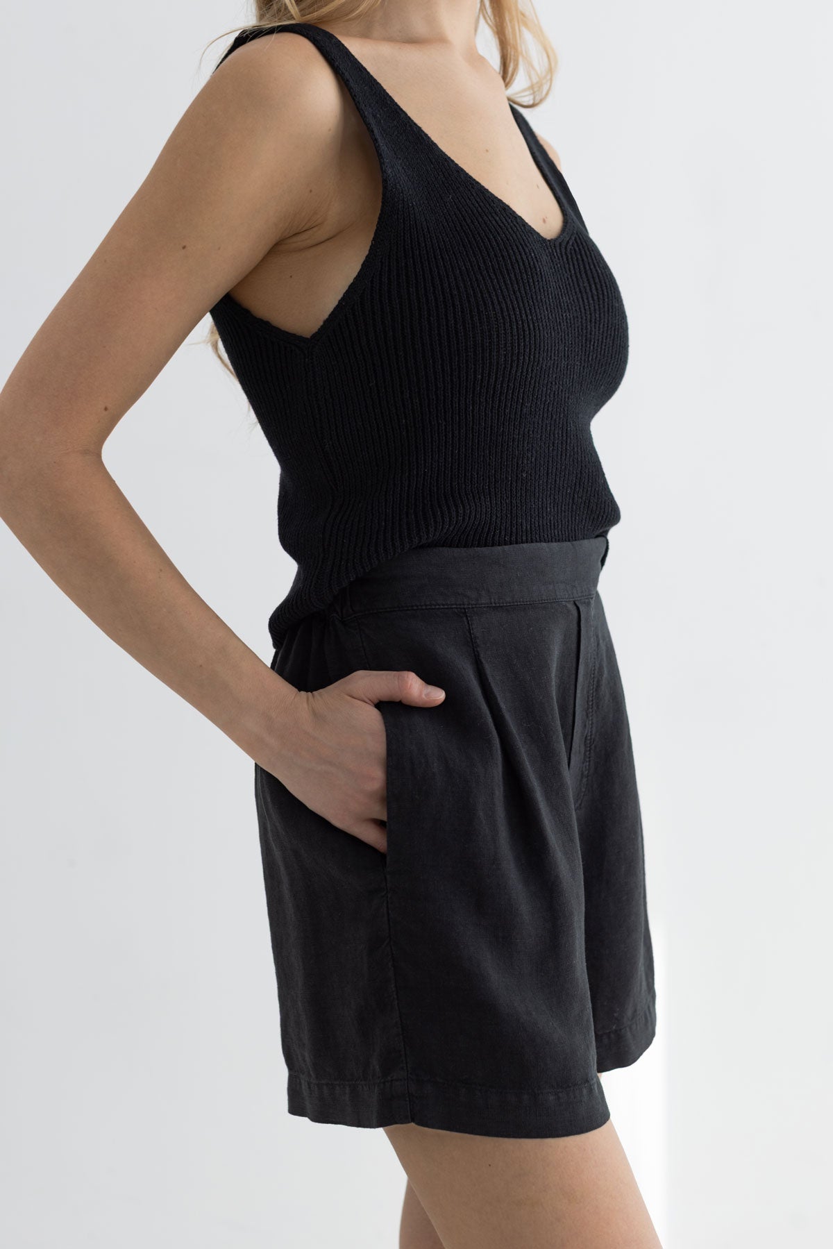MAKAWAO-Black_03.jpg?v=1776262476