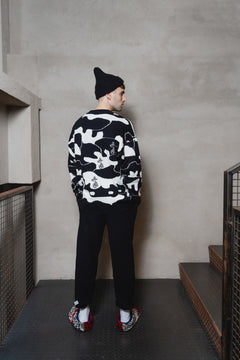 Nirgi Sweatshirt Black/White