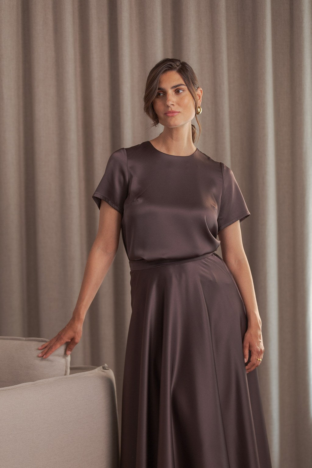 Tessa Short Sleeve Satin Shirt Dark Chocolate