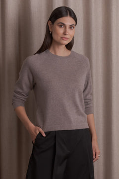 Long-Sleeved Plain Cashmere Sweater Nougat