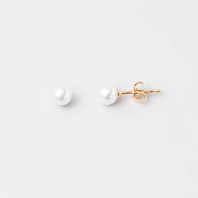 Fejn Pearl Stud Earrings