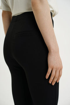 Lana Flare Pant Zwart