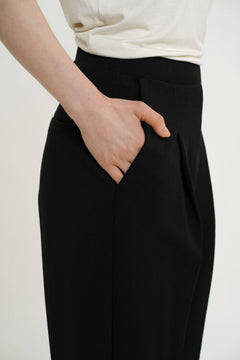 Lee Pleat Pants Black