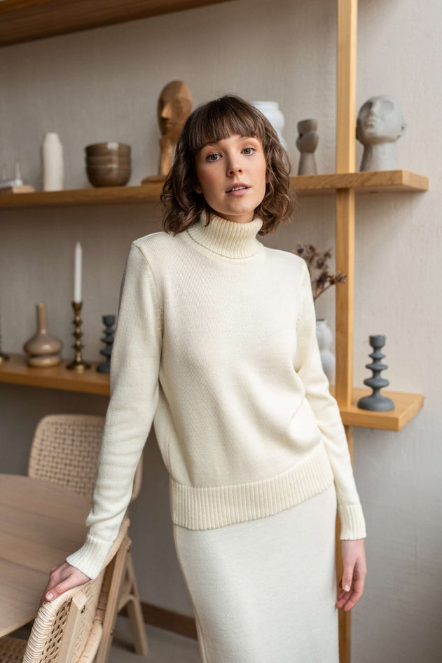 Women's Extra Fine Merino Wool Turtleneck Sweater