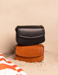 Kendalini Classic Leather Bag Cognac