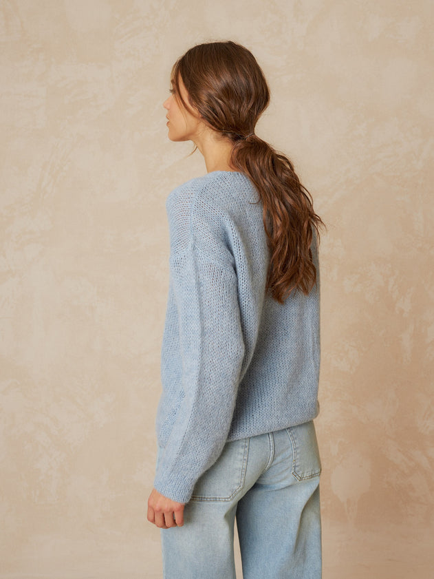 Basic V-Neck Sweater Blue