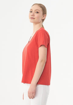 Women's Basic V-Neck T-Shirt Red