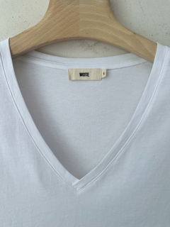 V-Neck Organic Cotton T-Shirt White