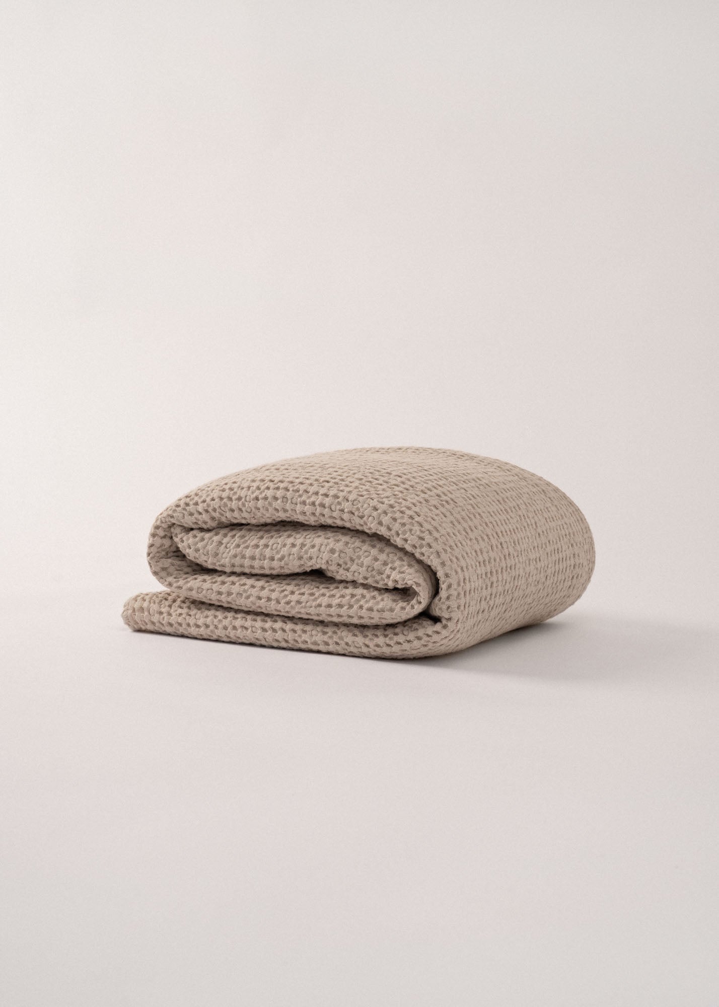 Waffle_blanket_Cream_c8ba9fff-0cca-4031-ad0d-20bf4daf1960.jpg?v=1767274574