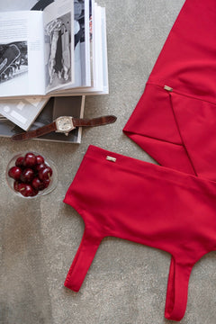 West Biker Shorts Red