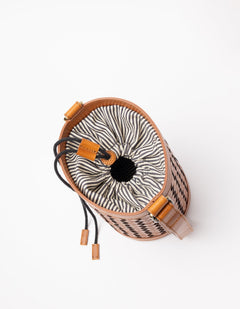 Zola Woven Leather Tas Cognac Bruin