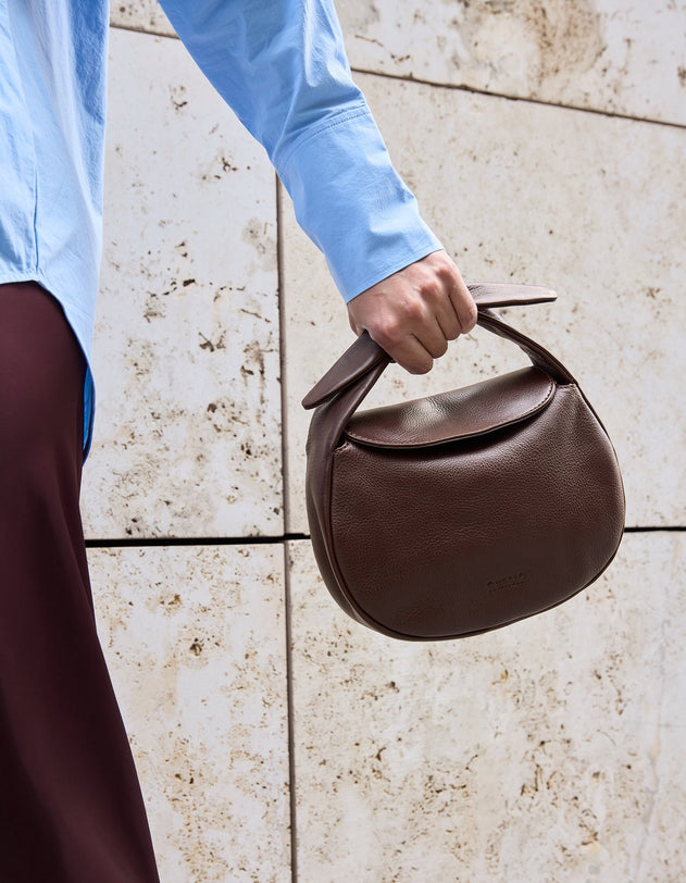 Coco Croissant Tas Chocoladebruin, Soft Grain leer