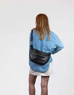 Drew Bum Bag Maxi Black Soft Grain Leather