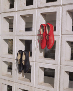 Akira Pumps Nopal Flats Black