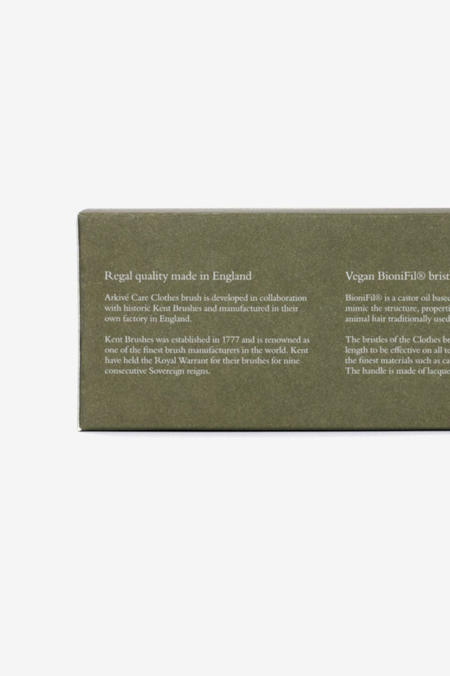 Arkivé Care Clothes Brush