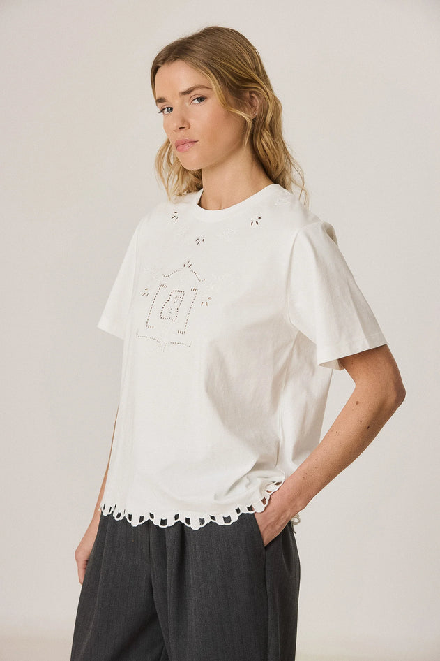 b1e0912d4f810e0ed1b340b14a52a837.webp