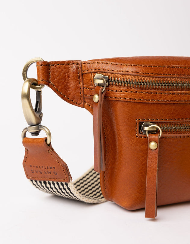 Beck's Bum Bag Checkered Stromboli Leather Cognac