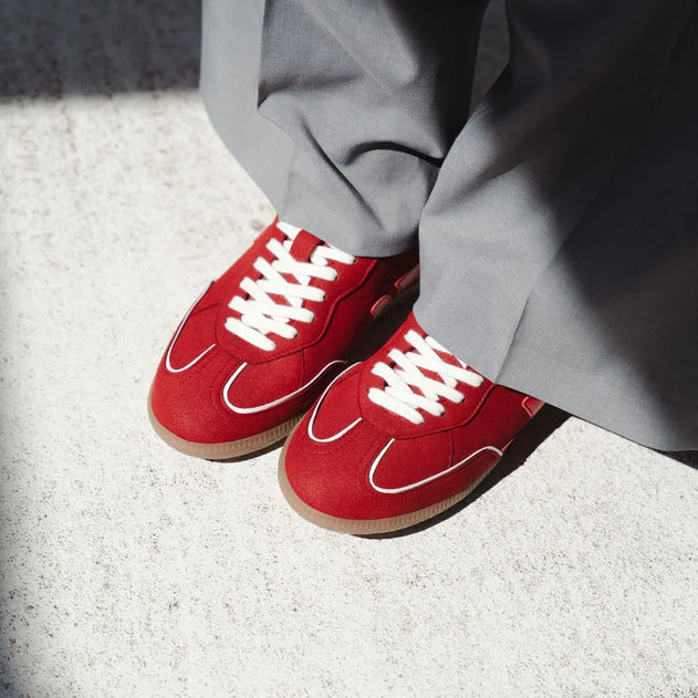 Delta Sneakers Garnet