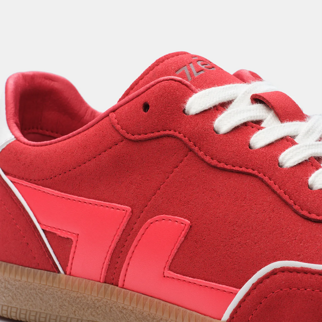 Delta Sneakers Garnet