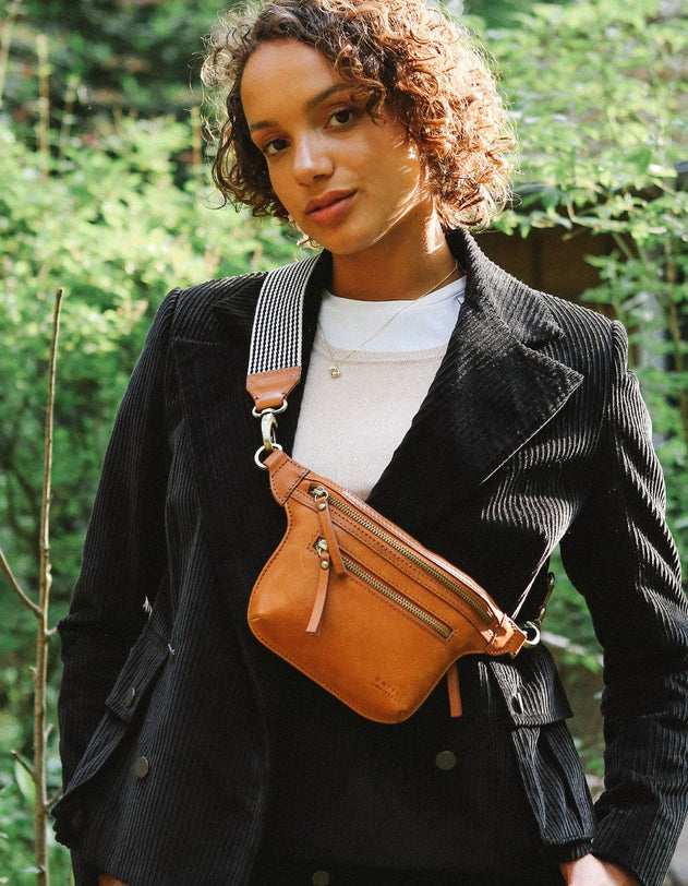 Beck's Bum Bag Checkered Stromboli Leather Cognac